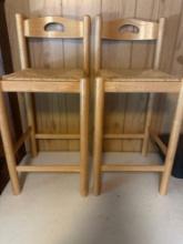 Wooden Bar Stools Wicker Seats