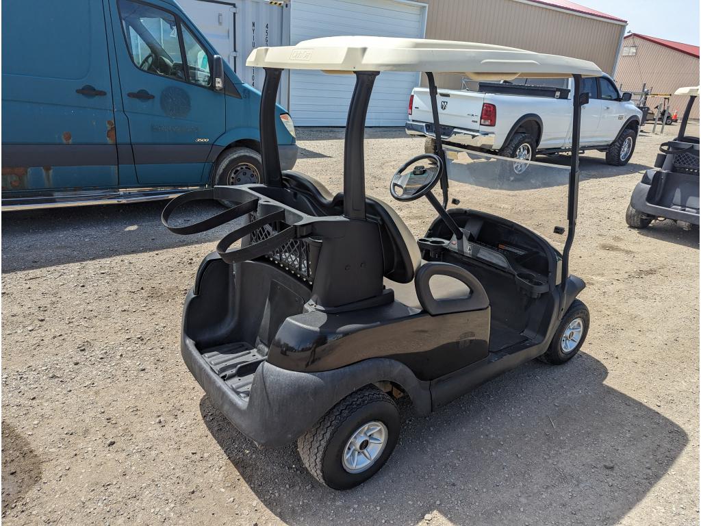 2011 Club Car Precedent Gas Golf Cart