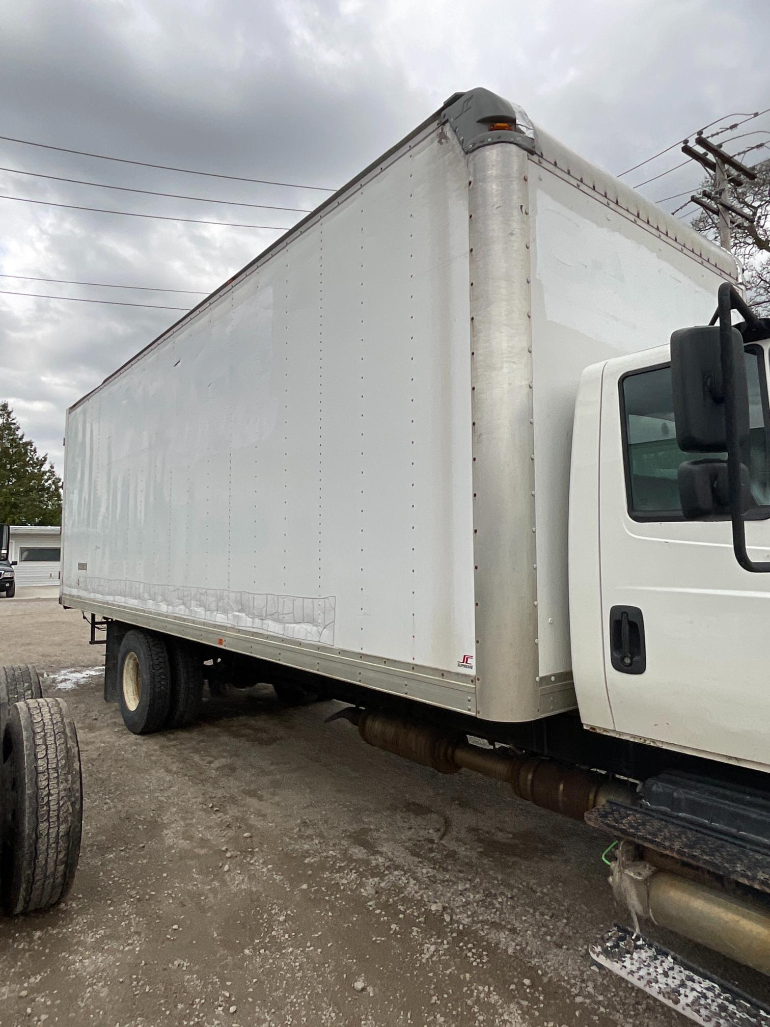 2016 International 4300 Box Truck