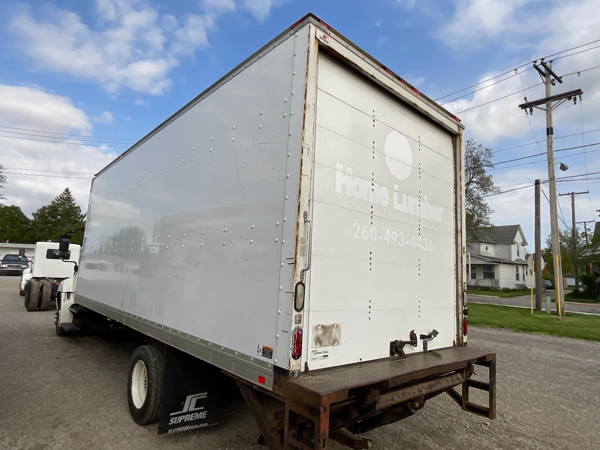 2012 Hino 258 Box Truck