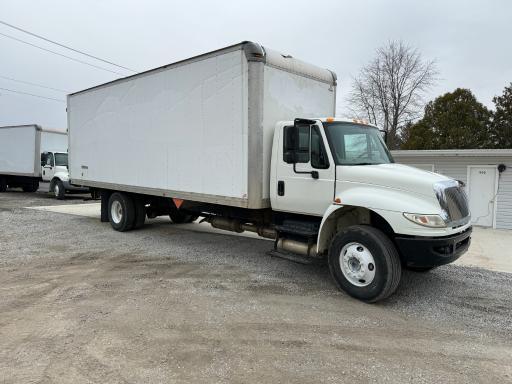 2016 International 4300 Box Truck