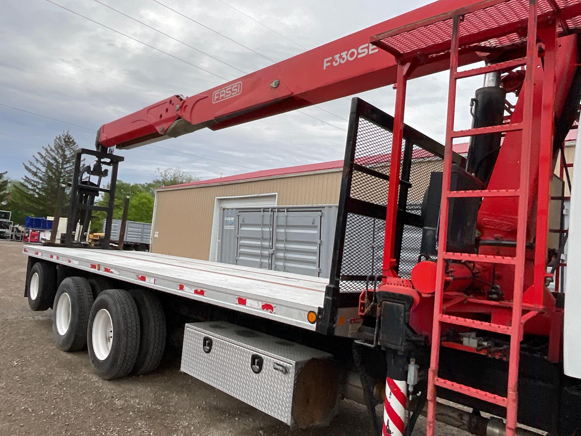 2004 Sterling LT9500 Drywall Crane