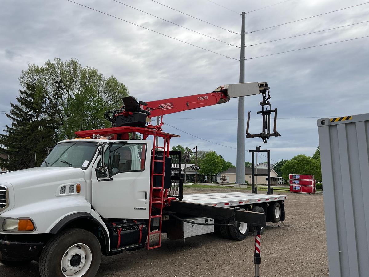 2004 Sterling LT9500 Drywall Crane