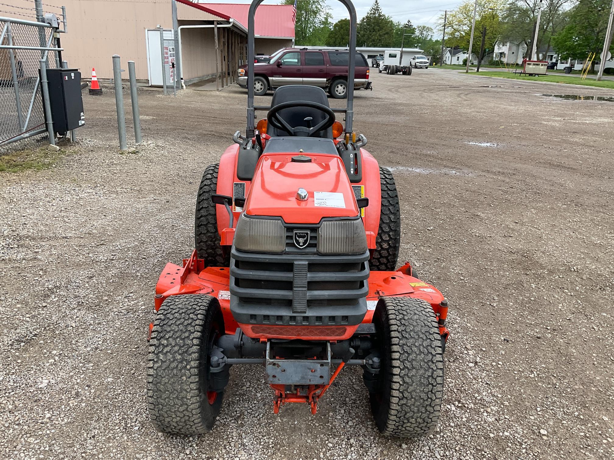 Kubota B2400 Tractor