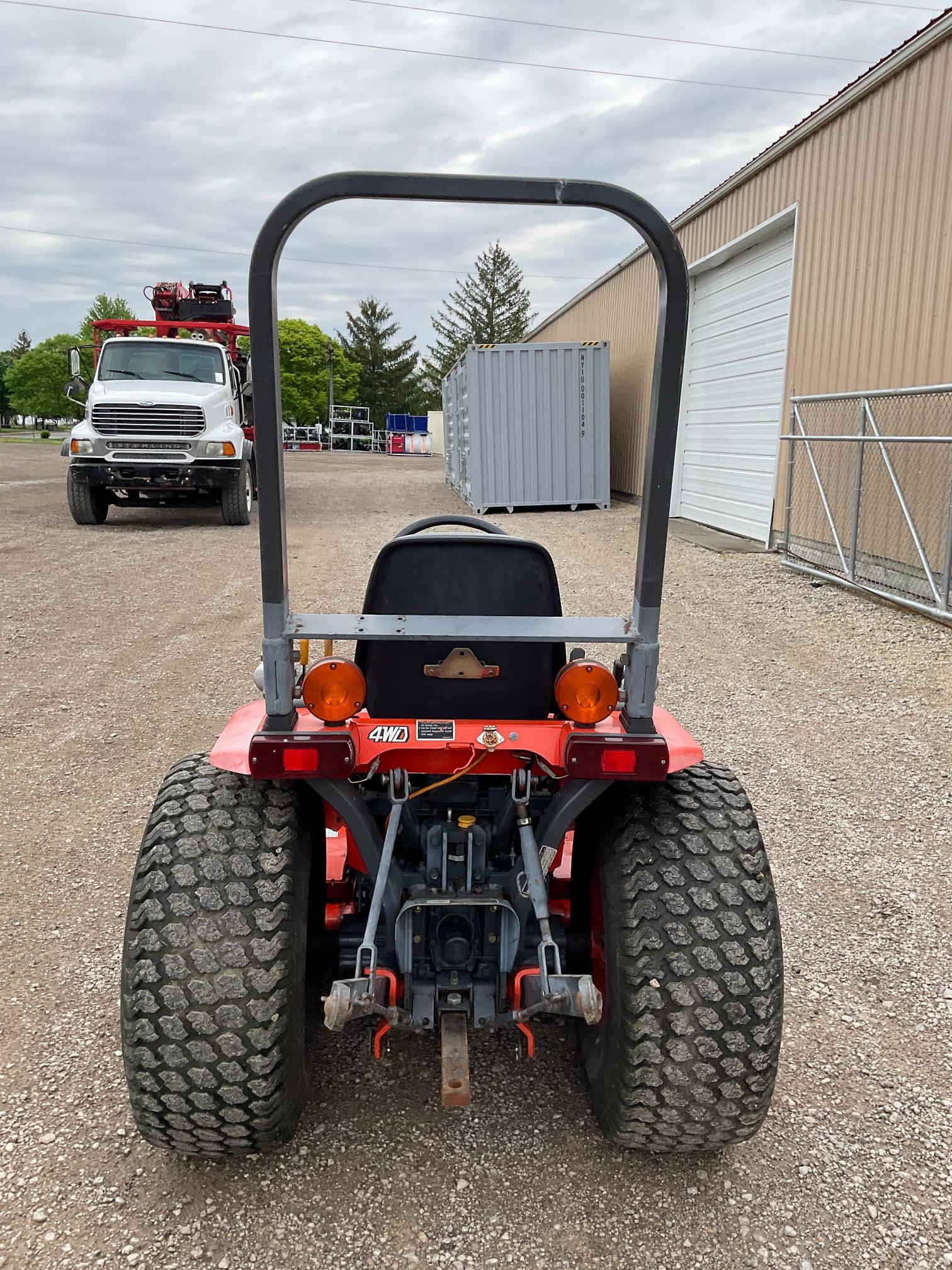 Kubota B2400 Tractor