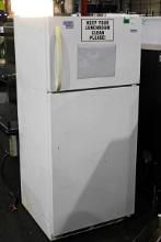 FRIGIDAIRE REFRIGERATOR