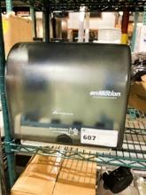 ENMOTION MOTION ACTIVATED HAND TOWEL DISPENSER