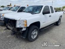 2013 Chevrolet Silverado 2500HD 4x4 Extended-Cab Pickup Truck, \ Dual Fuel CNG & Gas) (Not Running C