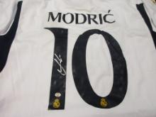 Luka Modric of Real Madrid signed autographed soccer jersey PAAS COA 576
